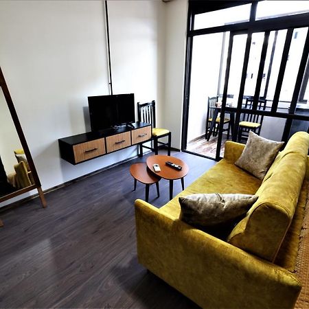 Stylish Studio In The Heart Of Tirana #3 Apartment Exterior photo